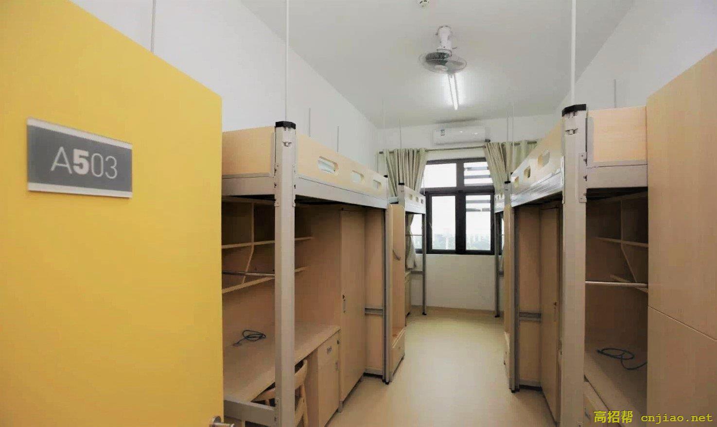 香港中文大学（深圳）宿舍条件怎么样，有空调吗（含宿舍图片）