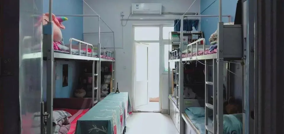 郑州工程技术学院宿舍条件怎么样，有空调吗（含宿舍图片）