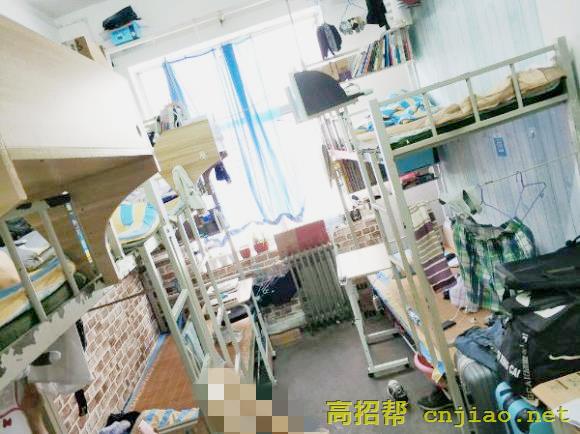 华北电力大学科技学院宿舍条件怎么样，有空调吗（含宿舍图片）
