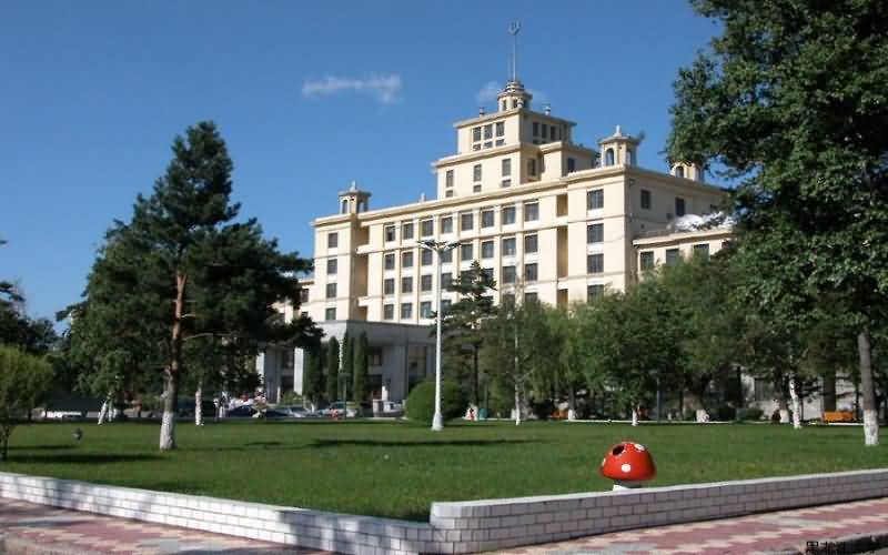 黑龙江大学可以调剂到新疆大学吗